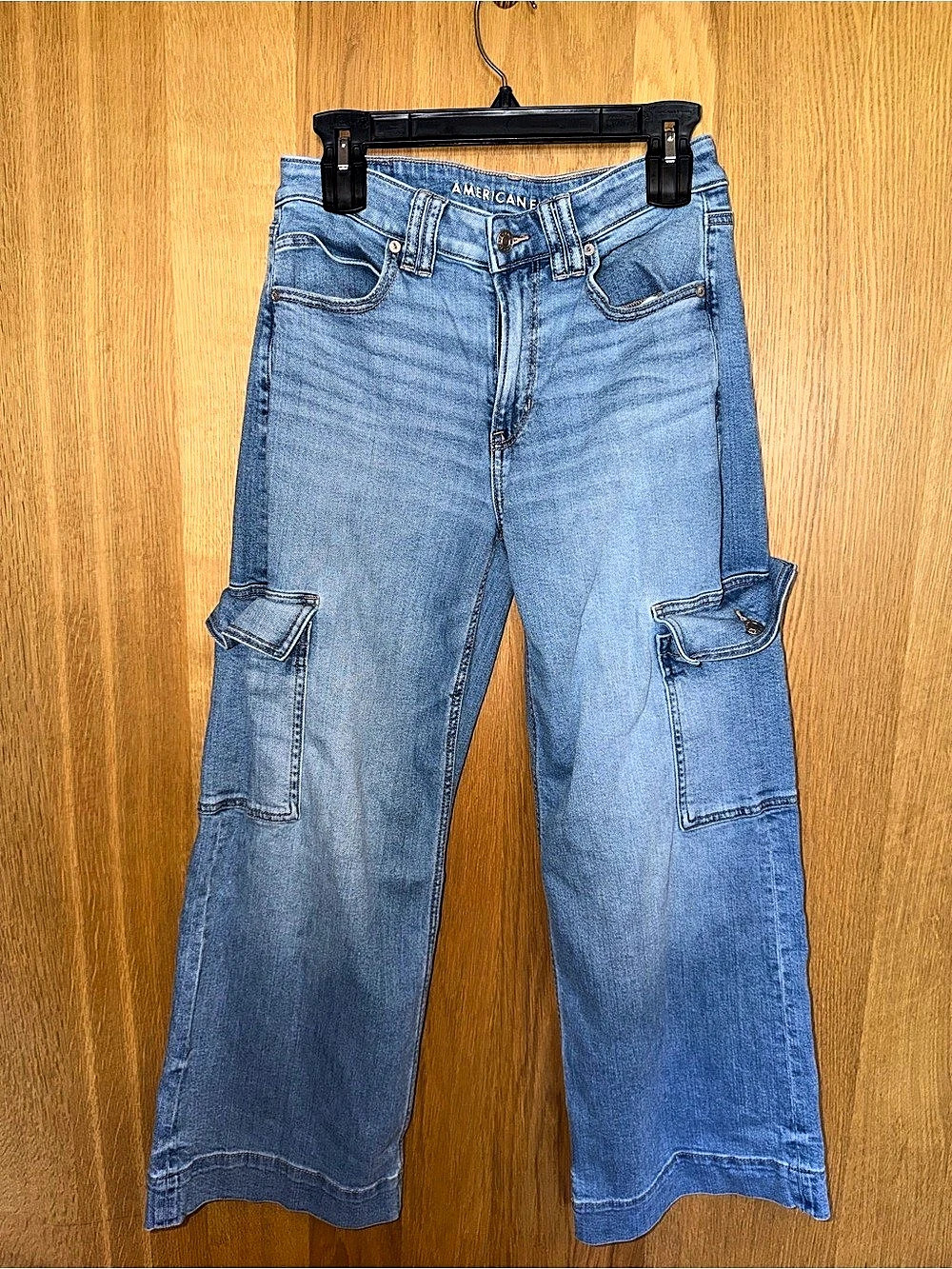 American Eagle AE Super High-Waisted Cargo Baggy Wide-Leg Jean Jeans Blue
